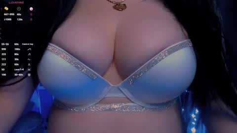 Hello I am kind friendly and cute girl online show from November 23, 9:46 pm