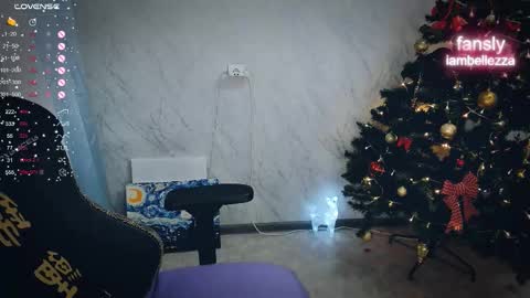 Your Annabelle Wolf  online show from December 18, 3:40 pm