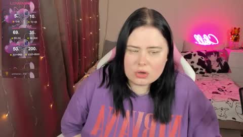 LinaBoo online show from February 12, 6:50 am