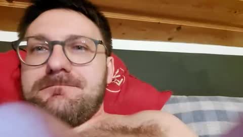 ben00189 online show from January 14, 9:20 pm