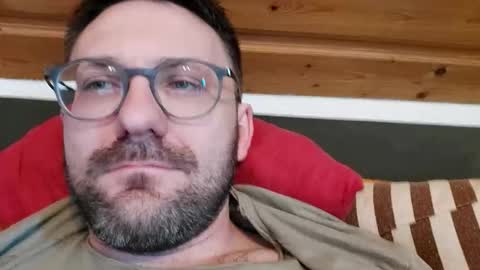 ben00189 online show from November 16, 1:24 pm