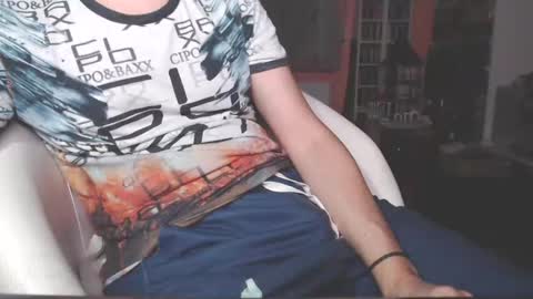 benijamin online show from February 11, 10:07 pm