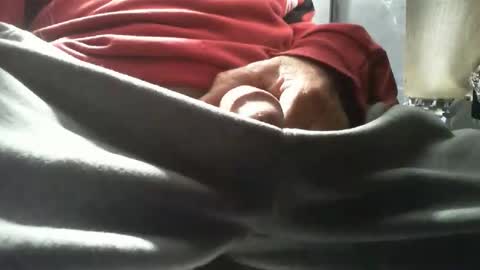 beninoam75 online show from April 24, 6:59 am