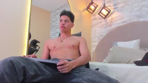 BENJAMIN online show from July 27, 2:20 am