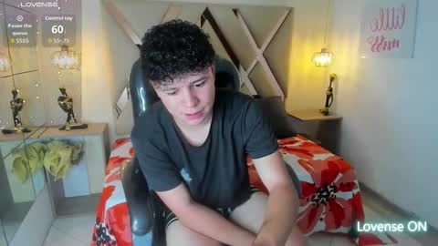 Snapshot of benjamintwink1 chatting on September 20, 10:02 pm BENJAMIN online show from September 20, 10:02 pm