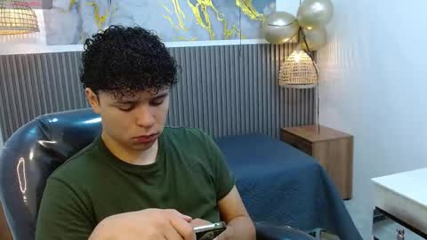 Snapshot of benjamintwink1 chatting on October 14, 8:23 pm BENJAMIN online show from October 14, 8:23 pm