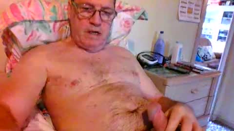 bennybutterfly007 online show from February 27, 8:51 am