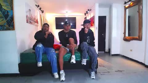 benz boys online show from December 15, 12:56 pm