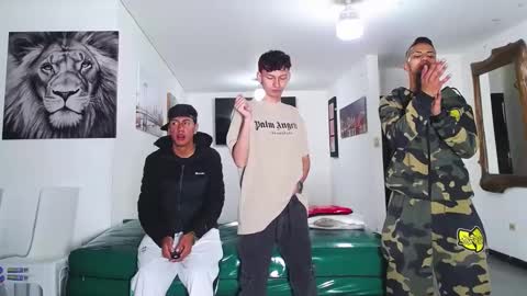 benz boys online show from September 28, 12:36 pm