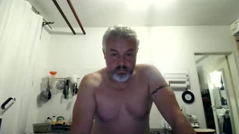 Martin online show from November 10, 5:21 am