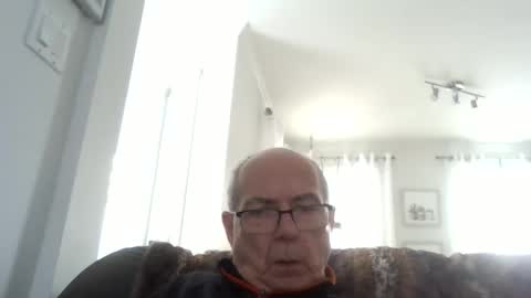 bernard1102 online show from February 15, 7:34 pm