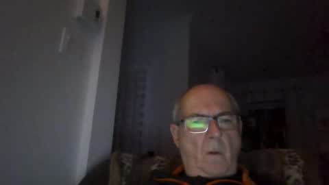 bernard1102 online show from November 10, 2:14 am