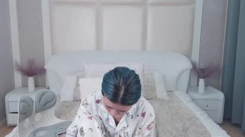 berniceafra online show from September 12, 2:46 am