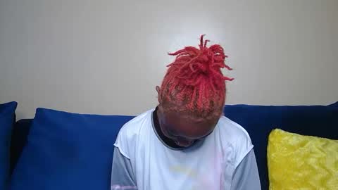 berries_lee online show from September 25, 11:28 am