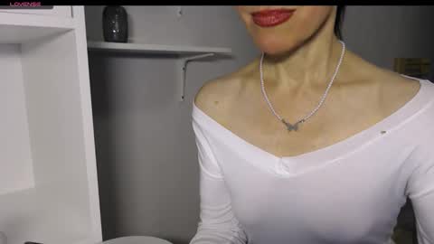 berry2024 online show from December 21, 7:15 am