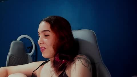 berryxbaby online show from April 24, 1:29 am