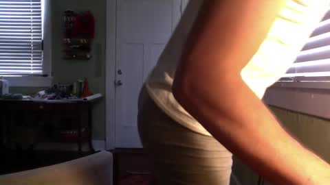 Snapshot of best_triam chatting on February 20, 5:20 pm best_triam online show from February 20, 5:20 pm