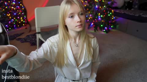Chloe Next stream on Friday online show from January 10, 5:24 pm
