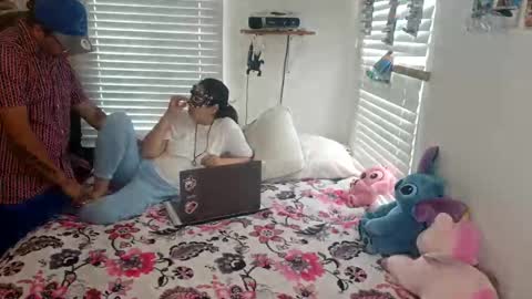 Rugal y angel online show from November 5, 4:42 pm