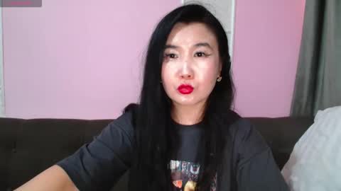 Snapshot of bet_lu chatting on October 18, 7:45 am Bet Lu online show from October 18, 7:45 am