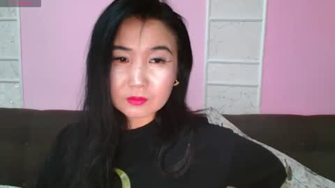 Snapshot of bet_lu chatting on October 13, 8:27 am Bet Lu online show from October 13, 8:27 am
