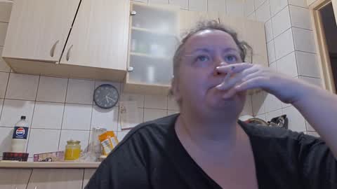 bethnorth online show from December 23, 3:13 am