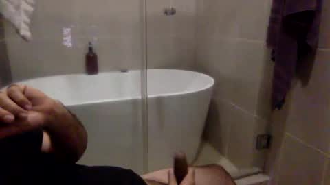 Snapshot of betoooox chatting on September 22, 12:26 am Virtual Gentleman online show from September 22, 12:26 am