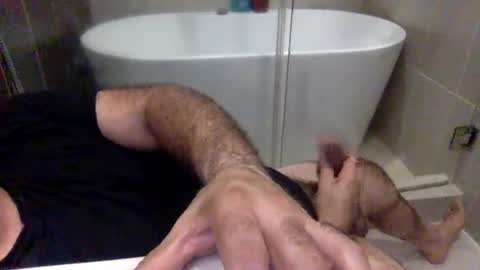 Snapshot of betoooox chatting on October 9, 11:10 pm Virtual Gentleman online show from October 9, 11:10 pm