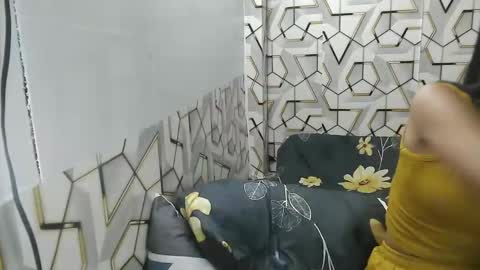 Snapshot of betty1105 chatting on February 26, 1:46 am betty1105 online show from February 26, 1:46 am