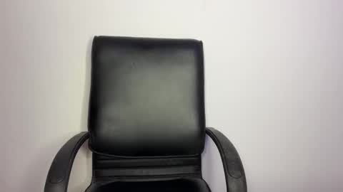 Adah online show from October 31, 8:31 pm