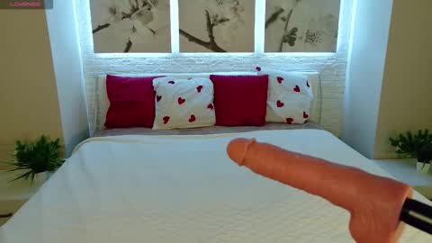 Betty online show from March 18, 8:47 pm