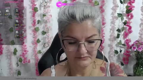 Snapshot of bety_cum3 chatting on January 26, 9:51 am bibiana online show from January 26, 9:51 am
