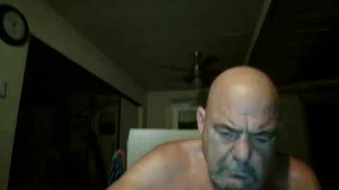 Snapshot of bgbelch chatting on October 8, 4:51 am bgbelch online show from October 8, 4:51 am
