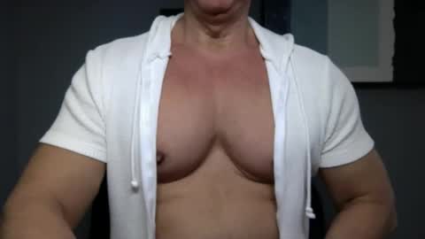 BGDKMUSCLEGUY - SELECTED BY CHATURBATE AS A TOP BROADCASTER FOR 2023 online show from March 9, 5:39 pm