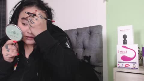 BiaBia online show from December 1, 4:32 pm