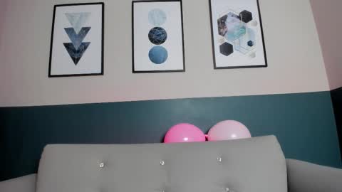 Snapshot of biancavega_ chatting on October 15, 12:28 pm online show from October 15, 12:28 pm