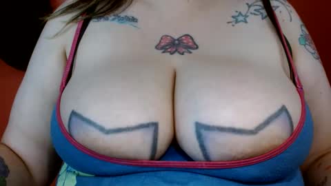 Snapshot of bianka_star_ chatting on October 1, 1:43 pm bianca online show from October 1, 1:43 pm