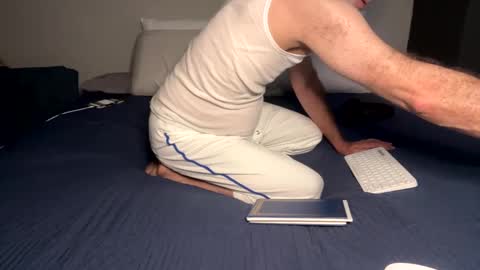 Snapshot of bibabe8 chatting on September 15, 5:42 am bibabe8 online show from September 15, 5:42 am