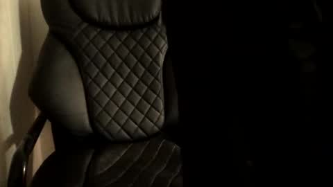 bibisecret online show from February 4, 10:30 am