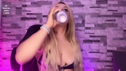 angela online show from March 11, 3:36 am