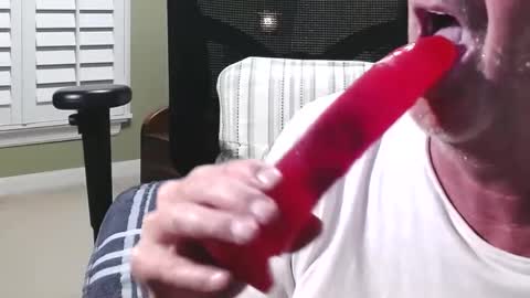Snapshot of big_daddy7225 chatting on September 25, 10:00 am big_daddy7225 online show from September 25, 10:00 am