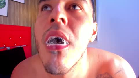 Snapshot of big_tylerr chatting on October 9, 10:26 pm Tylerr online show from October 9, 10:26 pm