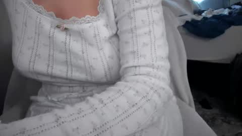 bigb00tijudy online show from November 19, 7:01 pm