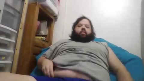 Liam online show from December 2, 9:19 am