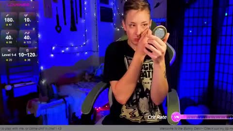 Snapshot of bigbearandbunny chatting on January 7, 6:45 pm bigbearandbunny online show from January 7, 6:45 pm