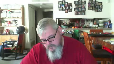 bigbiguy29 online show from March 31, 9:48 pm