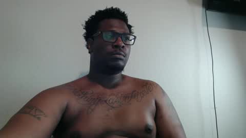 bigblack004 online show from February 8, 9:24 am