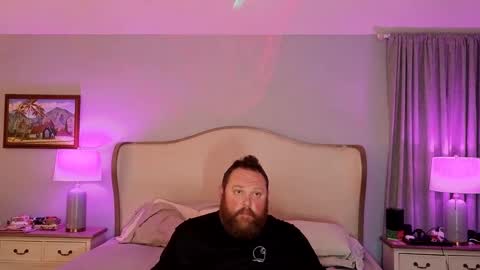 Snapshot of bigboi1o11 chatting on October 7, 6:31 am Bigboi1o11 online show from October 7, 6:31 am