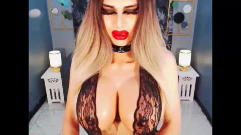 Loraine Cruz online show from February 12, 3:15 pm