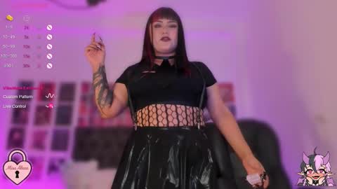 bigboobs cloe online show from November 1, 4:33 am